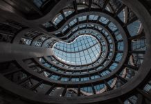 穿越认知边界——有限与无限的游戏启示录 有限与无限的游戏